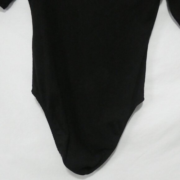 H&M - Divided | small | Black Textured Striped Short Sleeve Bodysuit - Picture 12 of 14